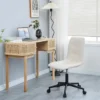 Bureaustoel van beige stof met metalen onderstel