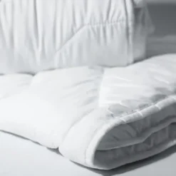 Byrklund - Dekbed All Season Madrid - 240x220 cm - Anti Allergisch