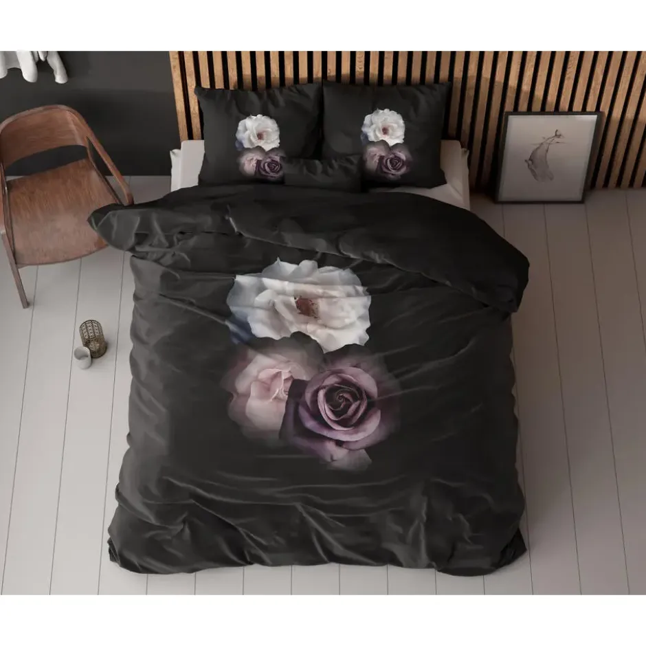 Dekbedovertrek Midnight Rose 240x220 – Zacht & Ademend – Incl. 2 Kussenslopen