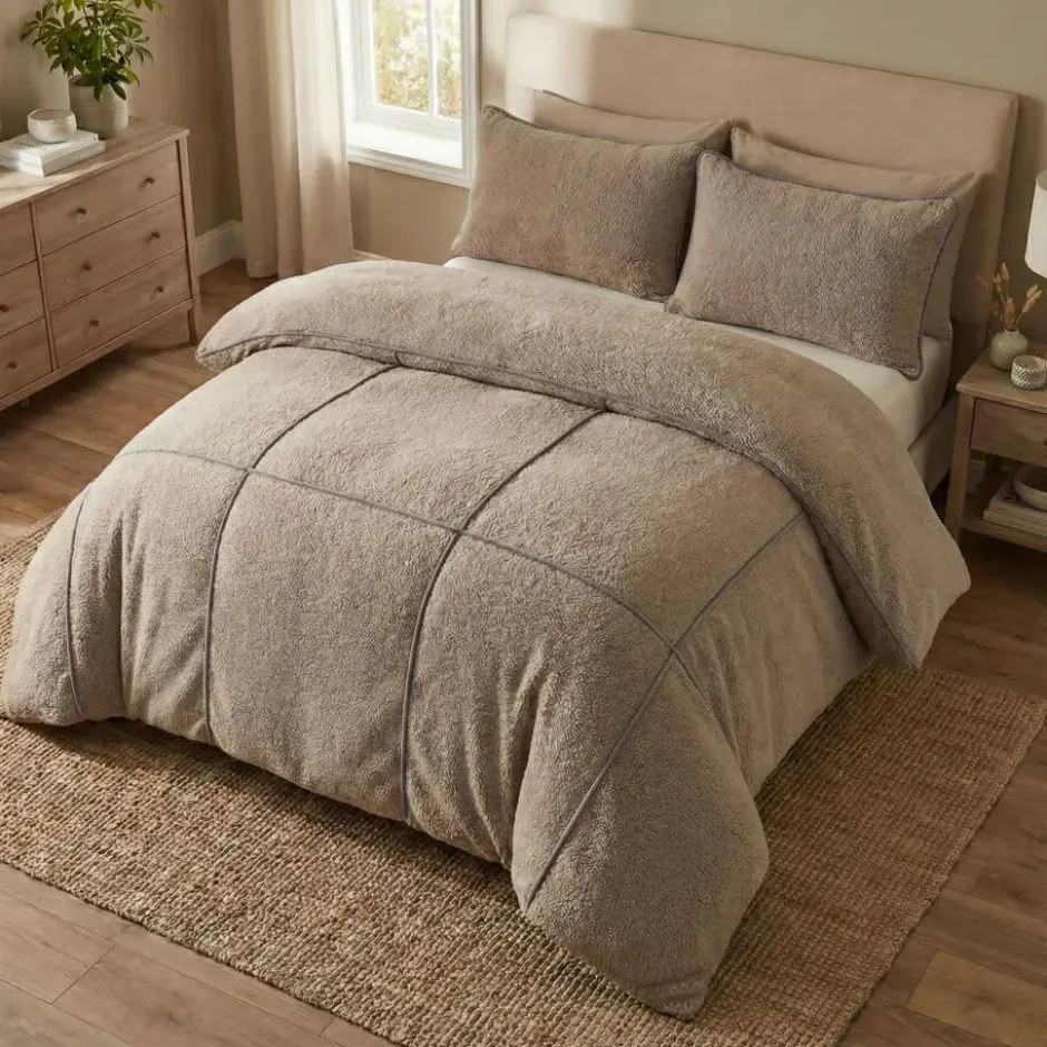 Dekbedovertrek Teddy Trim Bruin 240x220 – Zacht & Warm – Incl. 2 Kussenslopen
