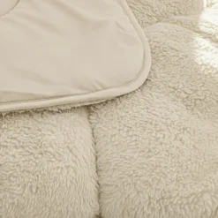Dekbed zonder Overtrek Lazy Teddy 240x200 – Superzacht & Wasbaar – Beige