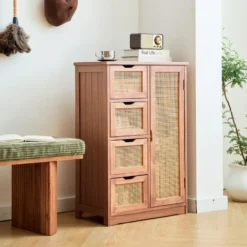 Dressoir opbergmeubel van notenhout en rotan