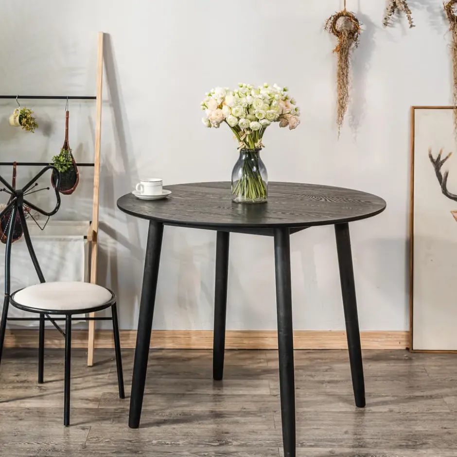 Eettafel voor 4 personen van massief grenen D90