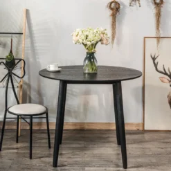 Eettafel voor 4 personen van massief grenen D90