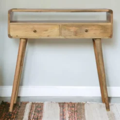 Eiken-achtige Gebogen Sidetable met Open Sleuf