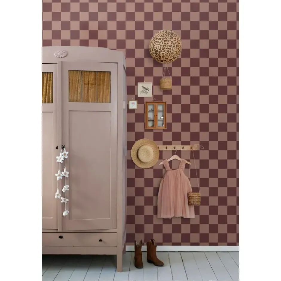 ESTAhome behang geblokt motief donker paars en terracotta roze - 50 x 900 cm
