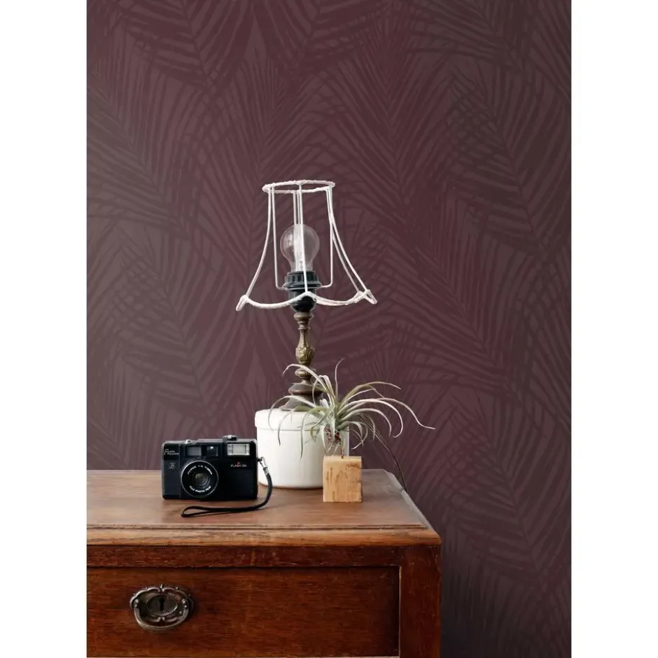 ESTAhome behang palmbladeren aubergine paars - 50 x 900 cm