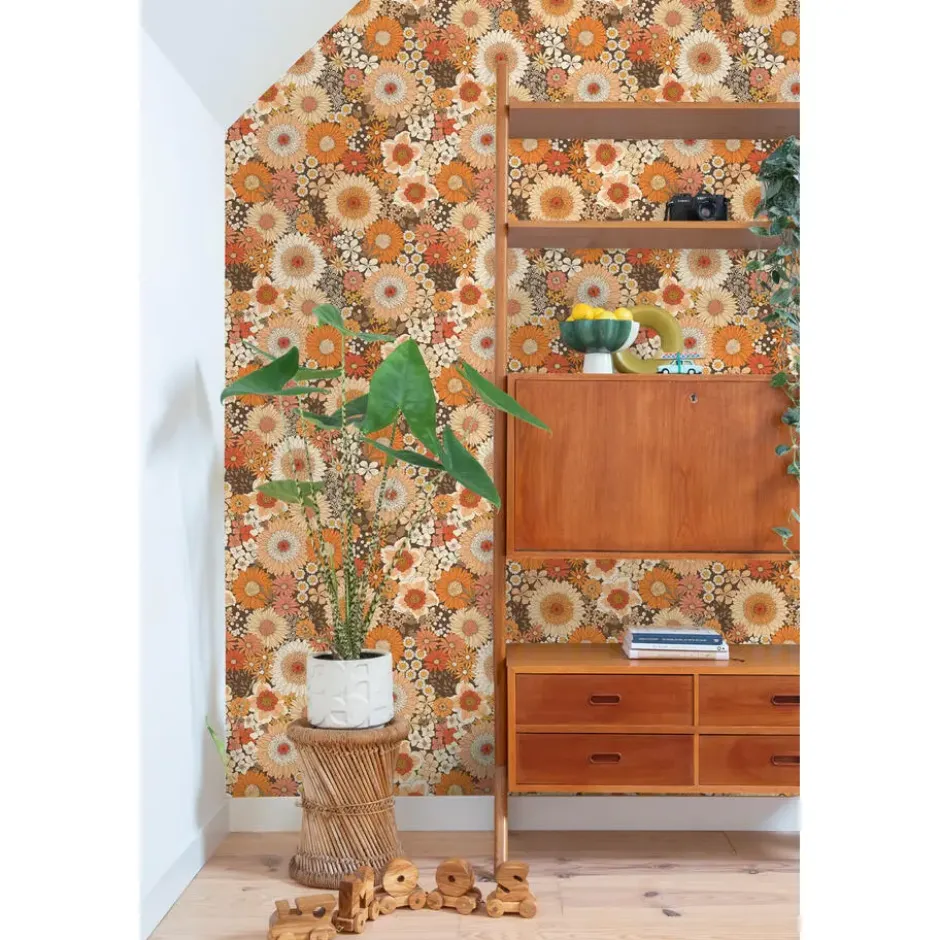 ESTAhome behang retro bloemen oranje en terracotta roze - 50 x 900 cm