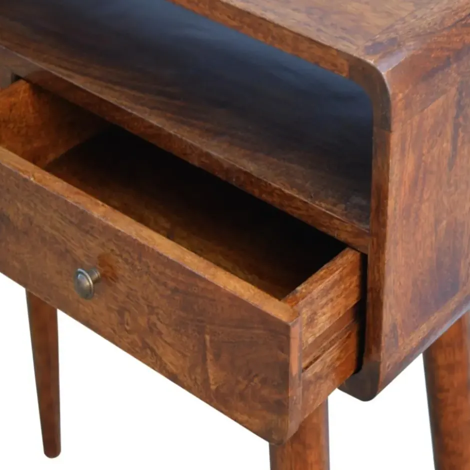 Gebogen Kastanje Sidetable met Open Sleuf