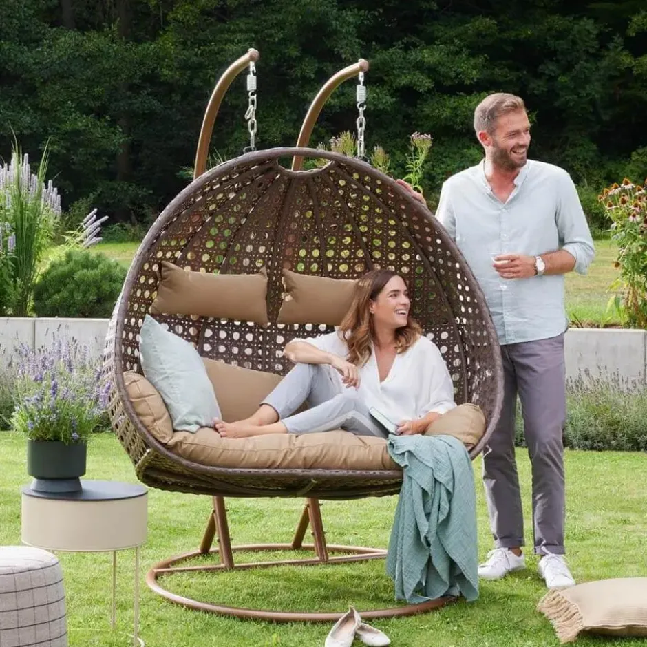 HOME DELUXE Hangstoel TWIN Bruin Met Regenhoes