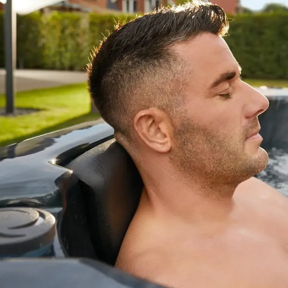 HOME DELUXE Outdoor Whirlpool ZWART MARMER Met trap en thermische afdekking