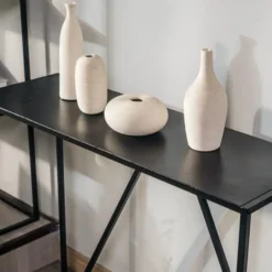 Industriële zwarte metalen consolestijl