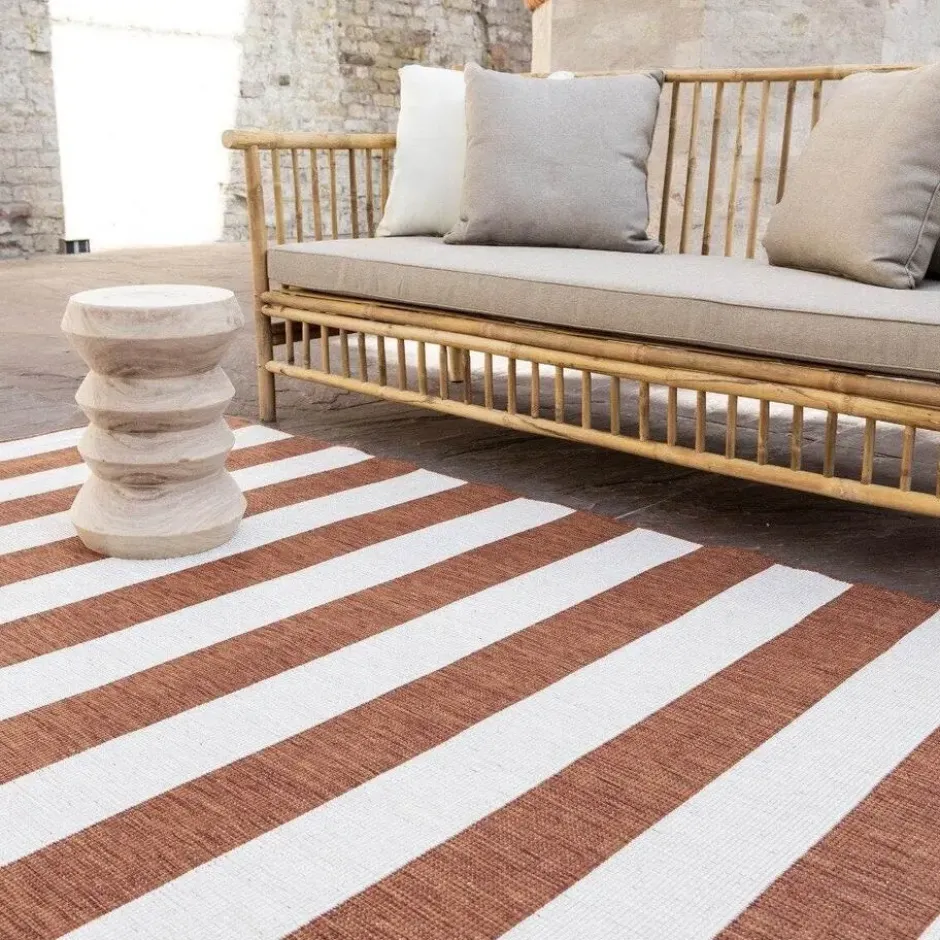 Interieur05 Buitenkleed Stripes roest/wit dubbelzijdig - 340 x 240 cm