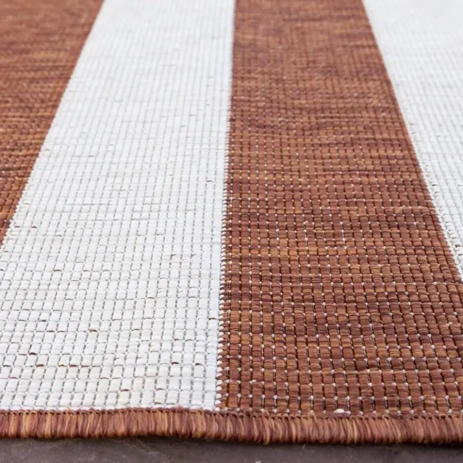 Interieur05 Buitenkleed Stripes roest/wit dubbelzijdig - 340 x 240 cm