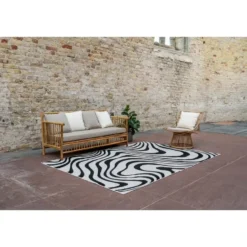 Interieur05 Buitenkleed Swirl Zwart - 340 x 240 cm