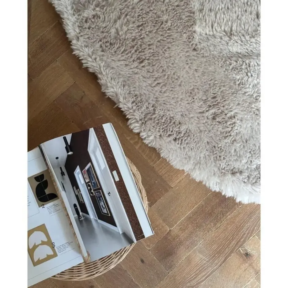Interieur05 rond hoogpolig vloerkleed Furr beige - 200 x 200 cm