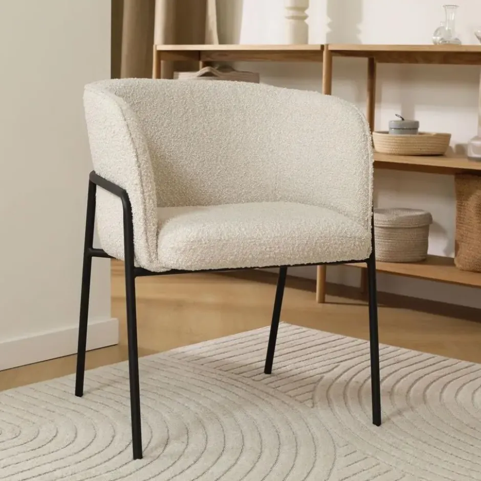 Nolon Josefien Eetkamerstoel Bouclé Beige - Armleuning - Zwarte Poten