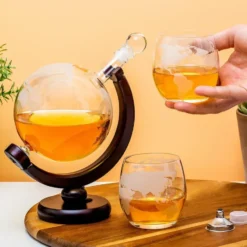 Out of the Blue Whiskey karaf cadeauset - 2 glazen - glas - 850ml