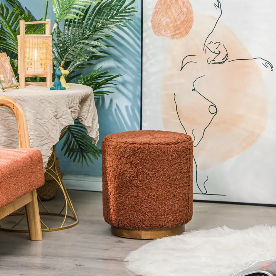 Poef met terracotta krullen en houten basis