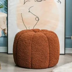 Poef met terracotta krullen en houten basis