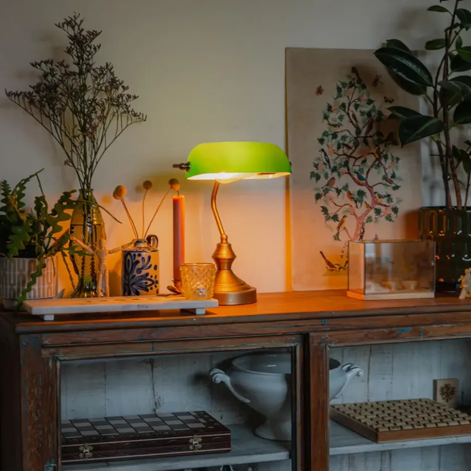 Qazqa bureaulamp banker groen e27
