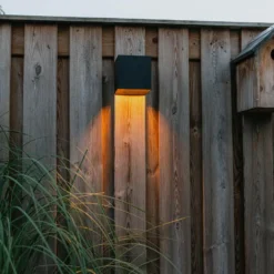 Qazqa solar lamp charlotte zwart geïntegreerde led