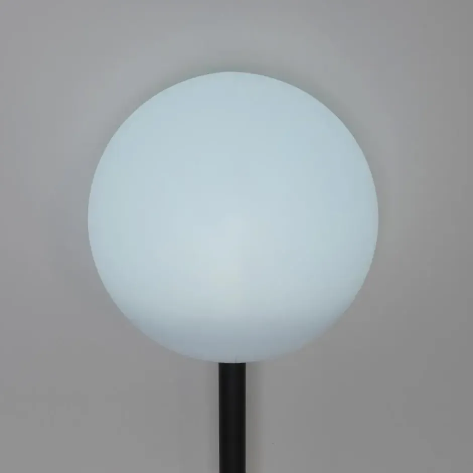 Qazqa solar lamp ludger wit geïntegreerde led