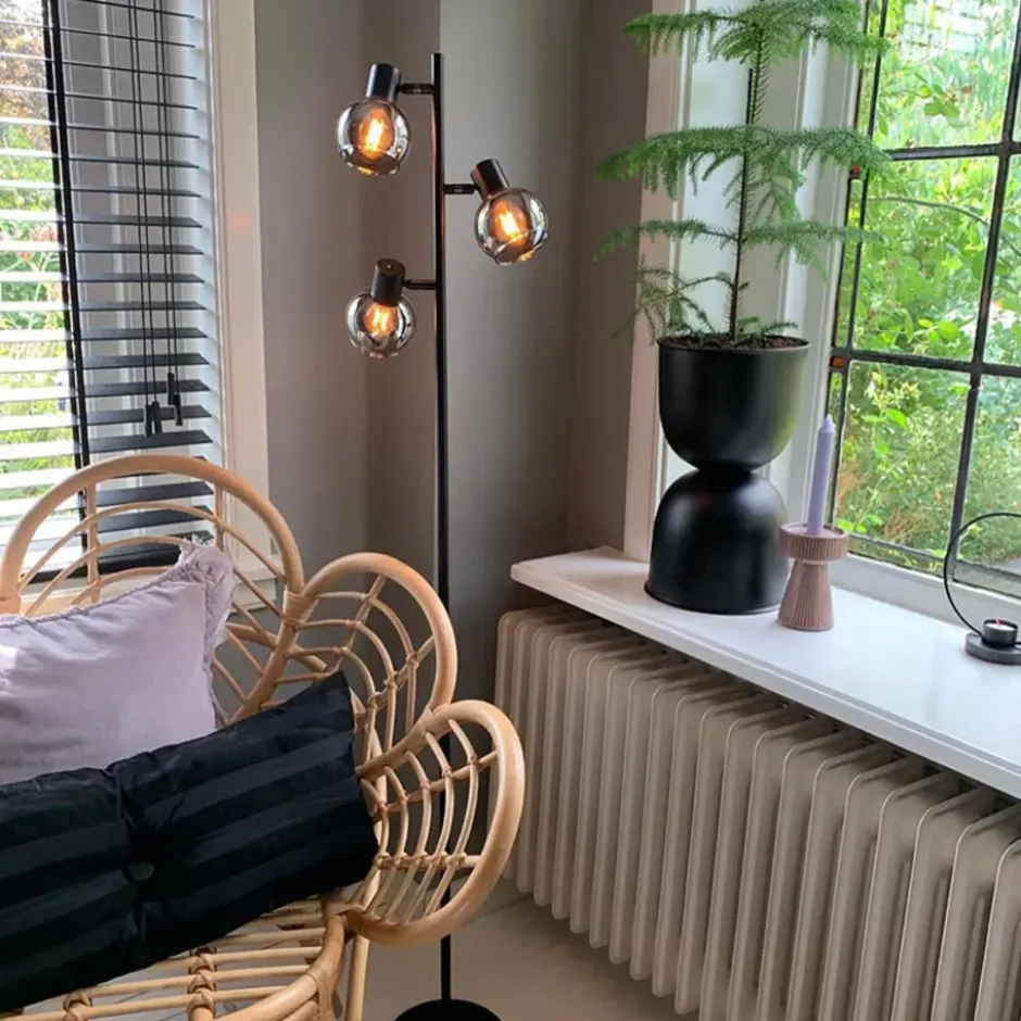 Qazqa vloerlamp vidro zwart e14