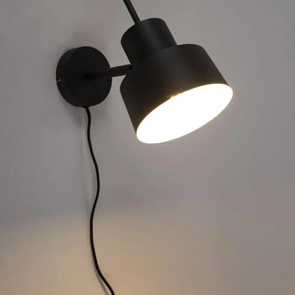 Qazqa wandlamp chappie zwart e27