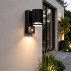 Qazqa wandlamp met bewegingssensor boris zwart gu10