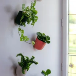 QUVIO Wand bloempot- Kunststof - Okergeel