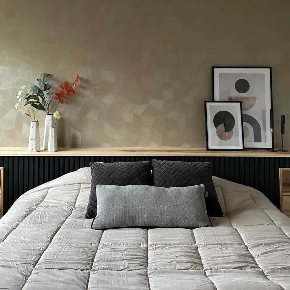 QUVIO Zeshoekige vaas, keramiek - Wit met goud marble look - S