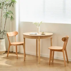 Ronde eettafel voor 4 personen in dennenhout