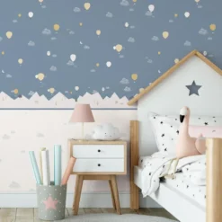 Sanders & Sanders behang wolkjes vergrijsd blauw en wit - 53 cm x 10 m
