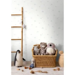 Sanders & Sanders behang wolkjes vergrijsd blauw en wit - 53 cm x 10 m