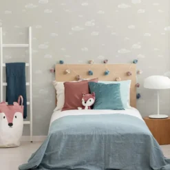 Sanders & Sanders behang wolkjes beige en wit - 53 cm x 10 m