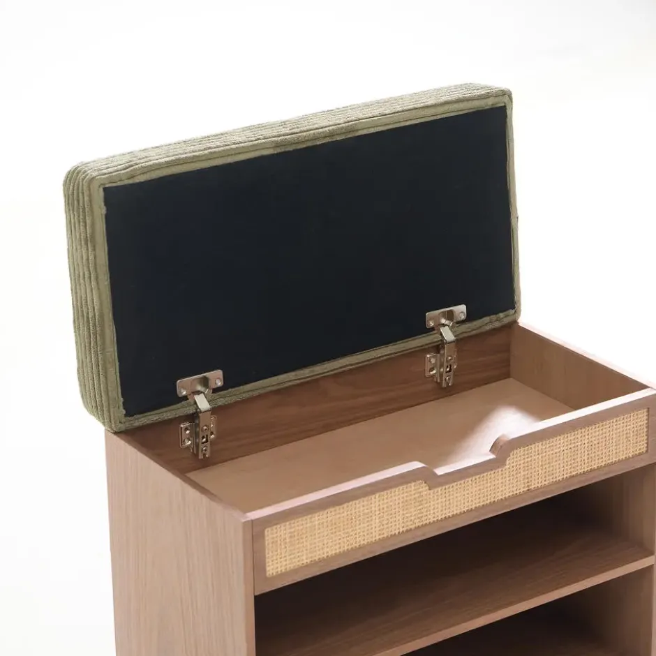 Schoenenrek van hout en groene ribfluweel