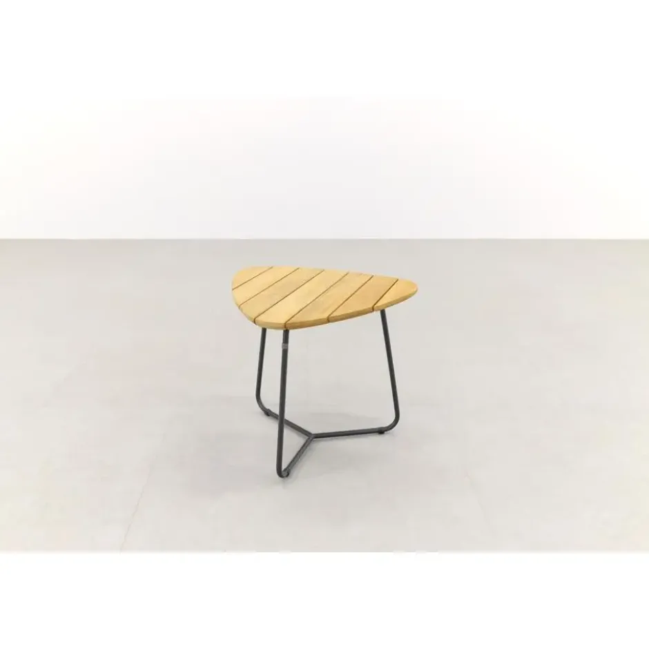 4 Seasons Verdi set van 2 teak driehoekige salontafels