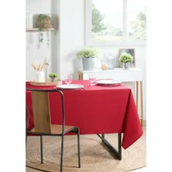 Stof Textiles Tafelkleed - 145 x 200 cm - rood - Tafellaken