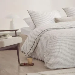 Walra - Dekbedovertrek Gentle Stripes - 140x220 cm - Off White / Bruin
