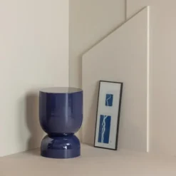 WOOOD Hekla Bijzettafel - Metaal - Donkerblauw - 47x32x32