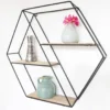 Zwart metalen wandrek met 3 houten plankjes - Zeshoek diagonaal